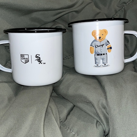 Set of two Chicago White Sox metal bear cup mug MLB baseball - Picture 3 of 5